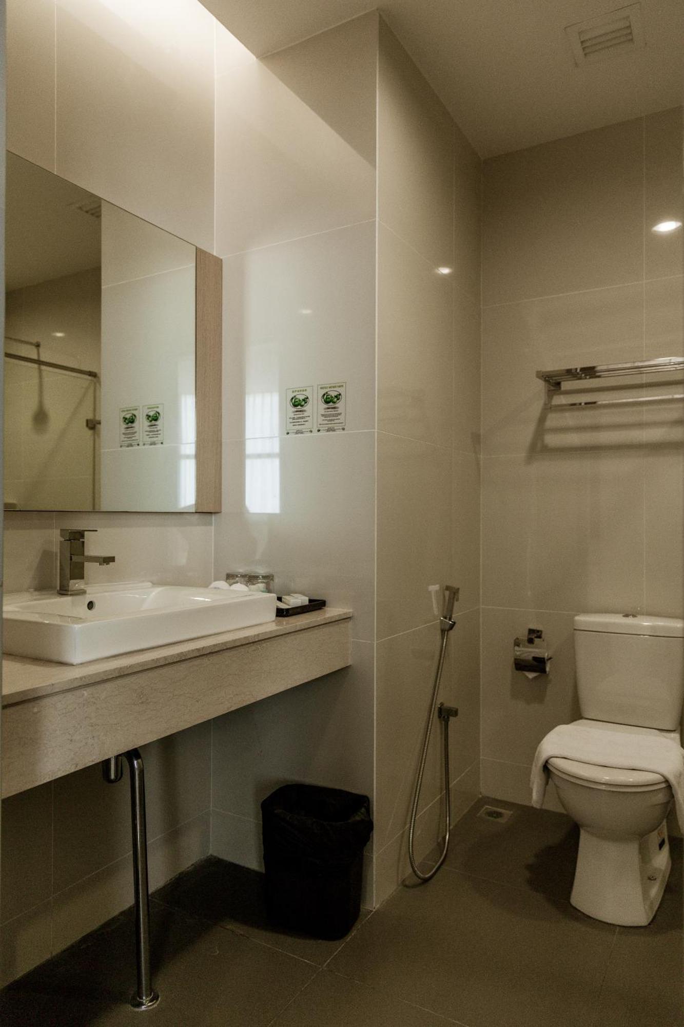 Hotel N°5 Kota Kinabalu Zewnętrze zdjęcie