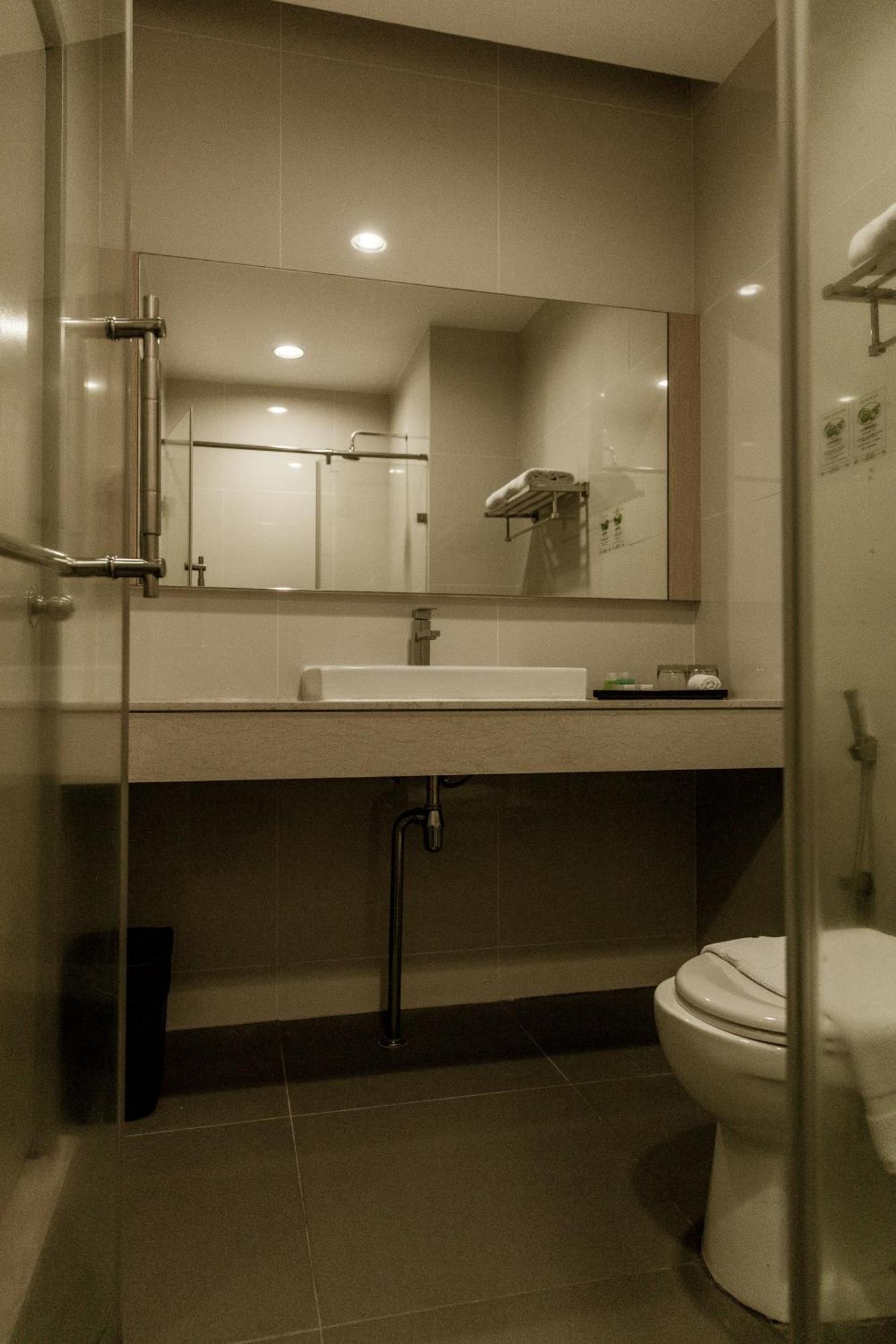 Hotel N°5 Kota Kinabalu Zewnętrze zdjęcie