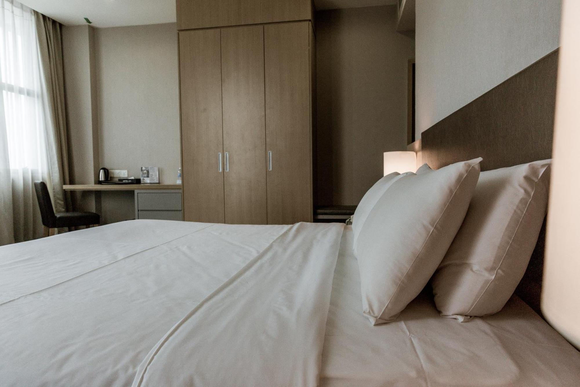 Hotel N°5 Kota Kinabalu Zewnętrze zdjęcie