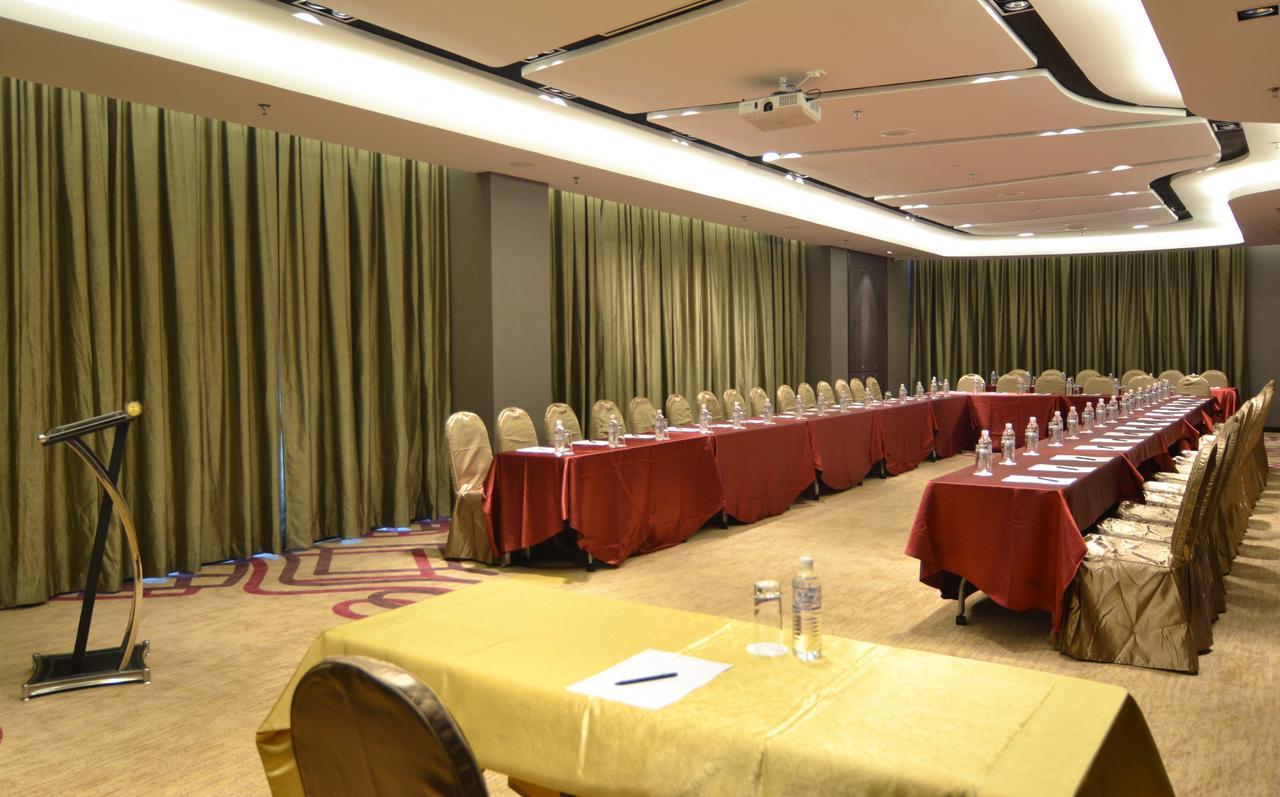 Hotel N°5 Kota Kinabalu Zewnętrze zdjęcie