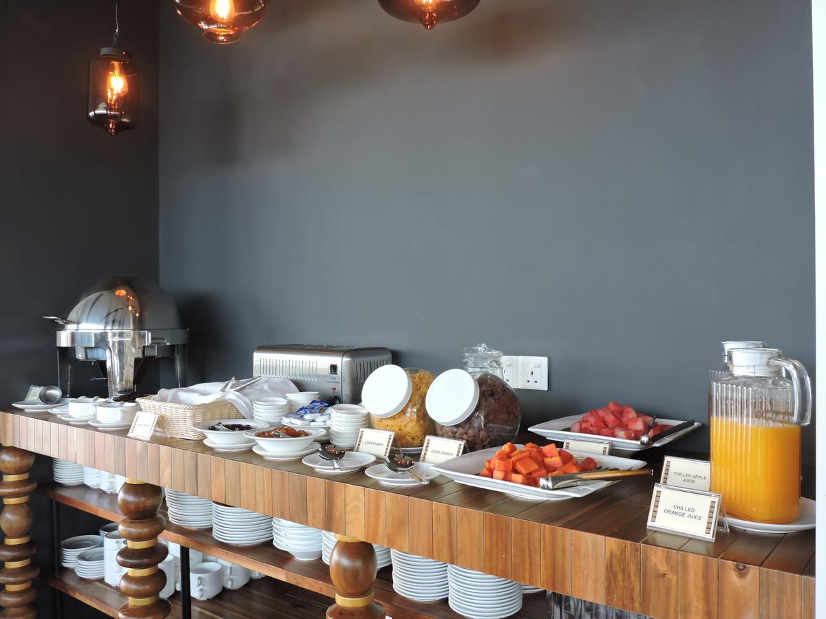 Hotel N°5 Kota Kinabalu Zewnętrze zdjęcie