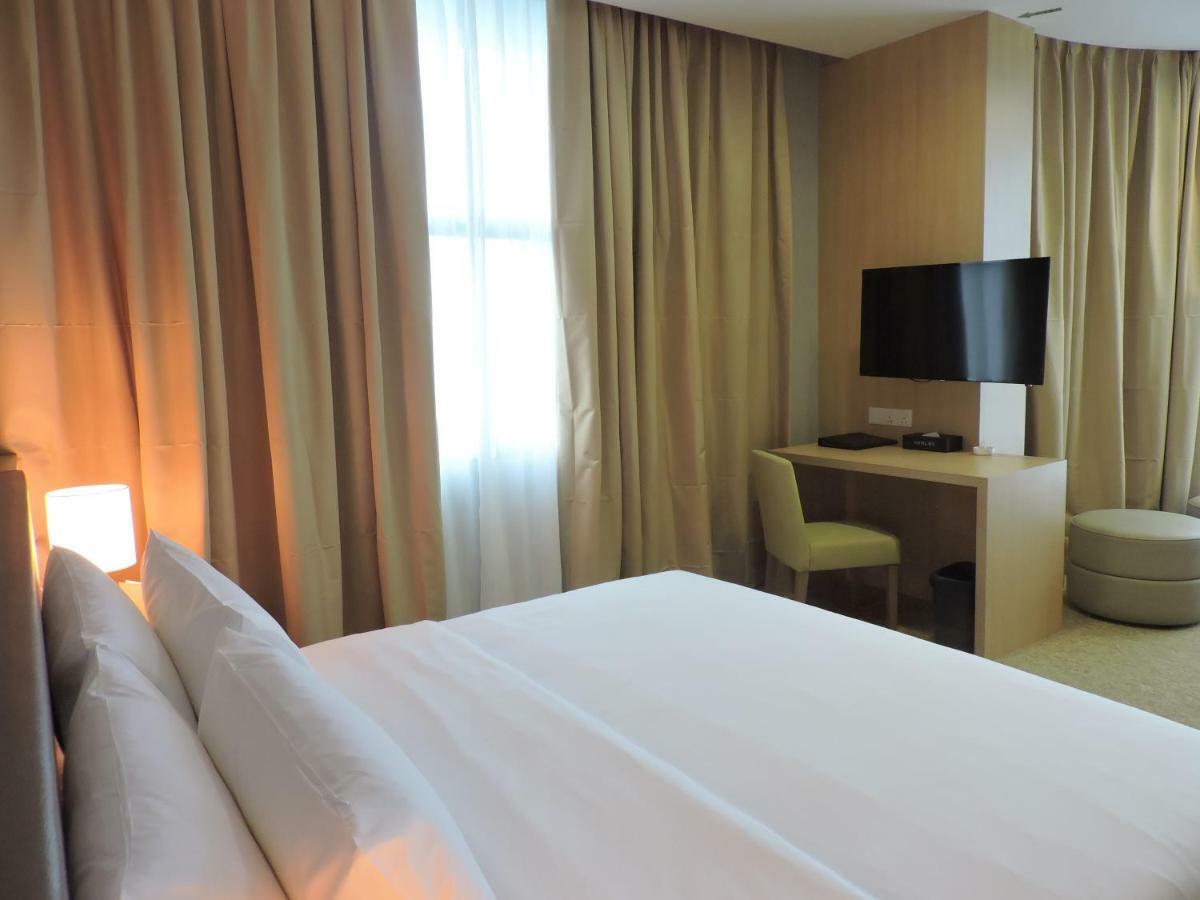 Hotel N°5 Kota Kinabalu Zewnętrze zdjęcie