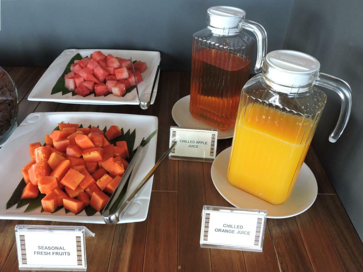 Hotel N°5 Kota Kinabalu Zewnętrze zdjęcie