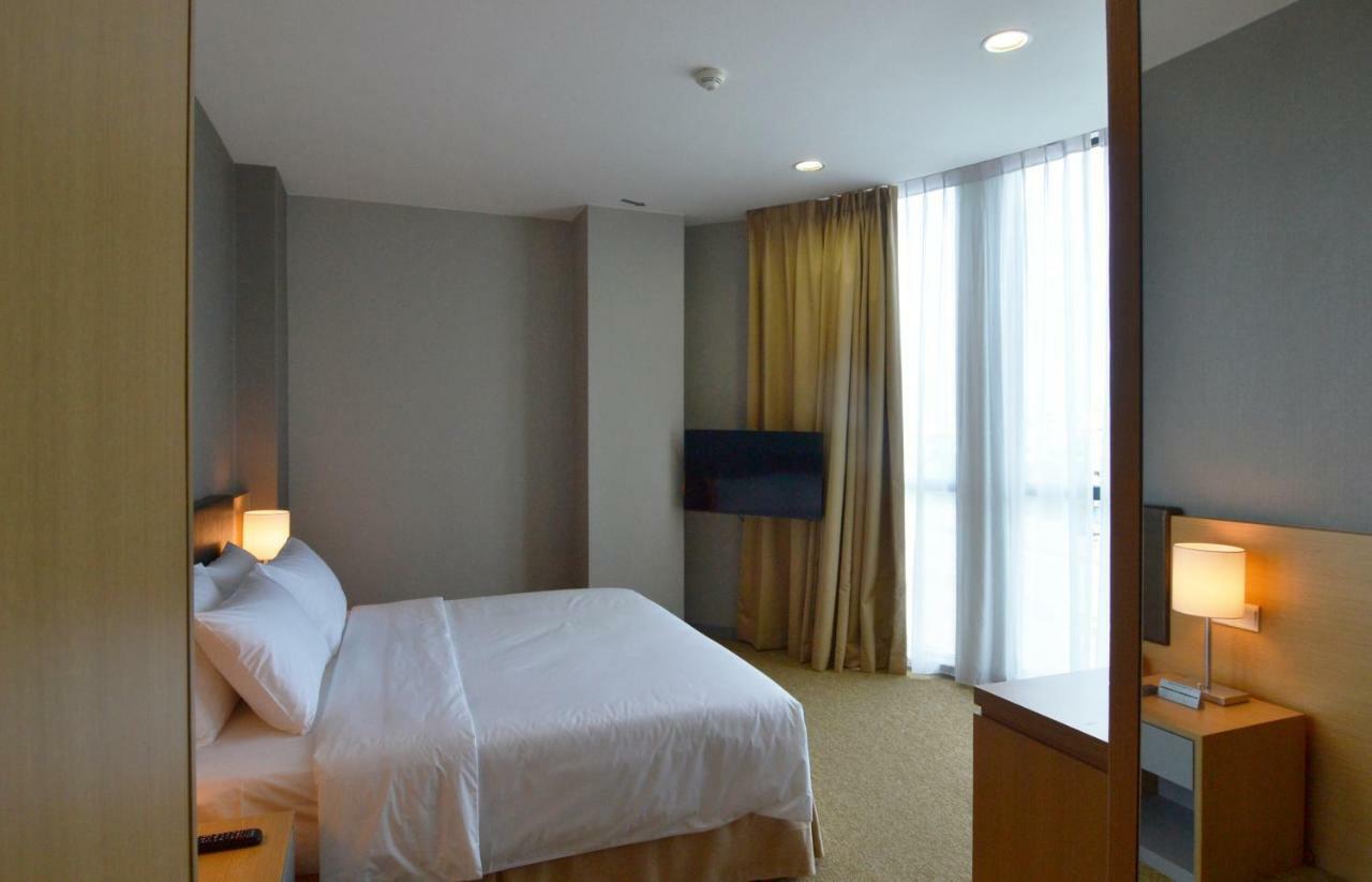 Hotel N°5 Kota Kinabalu Zewnętrze zdjęcie